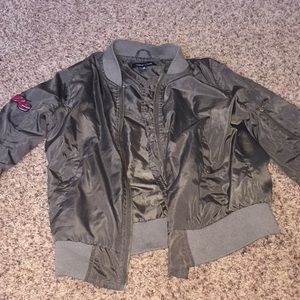 navy green bomber jacket/maroon